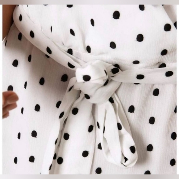 𝅺la Maison talulah somthing about you polka dot dress - Picture 4 of 8